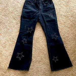 ✨⭐️ embroidered cropped flares